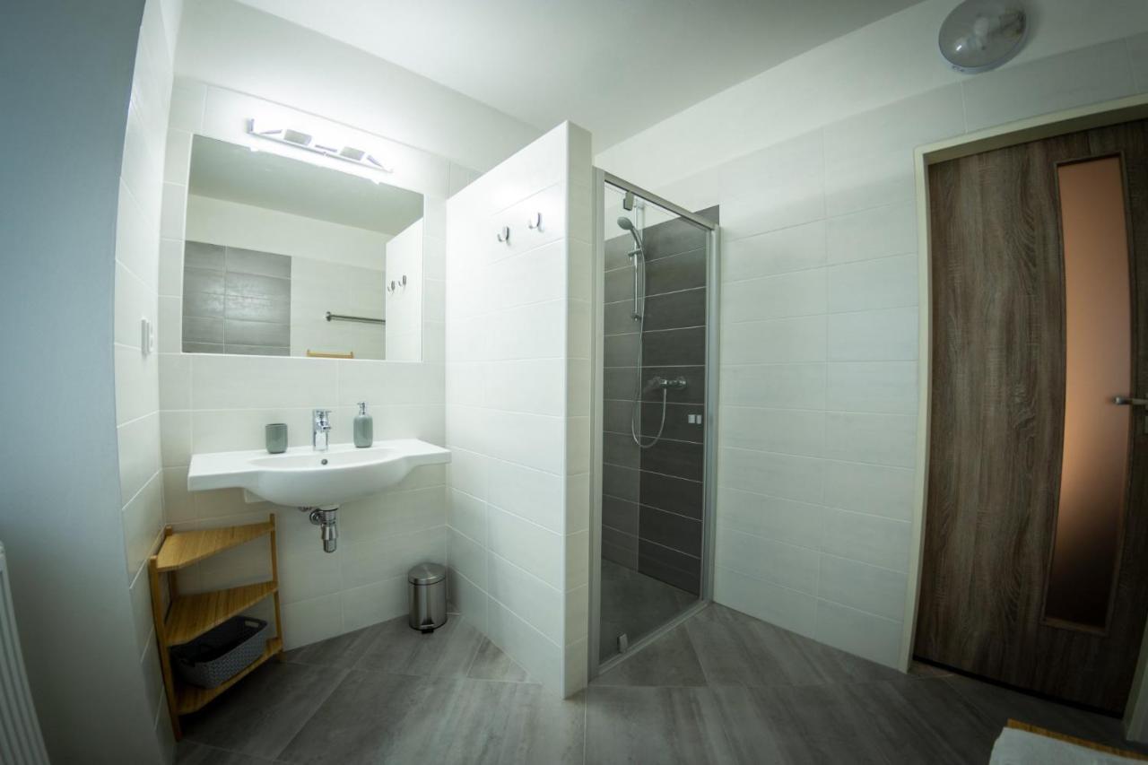 Penzion Nezarka 59 Jindřichŭv Hradec Exterior foto